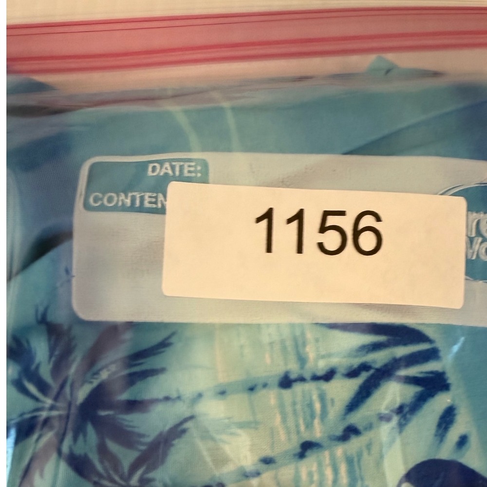 Two Palms Mens Hawaiian Shirt Blue Tropical Floral Palm Trees Mountains size XL - Picture 9 of 9